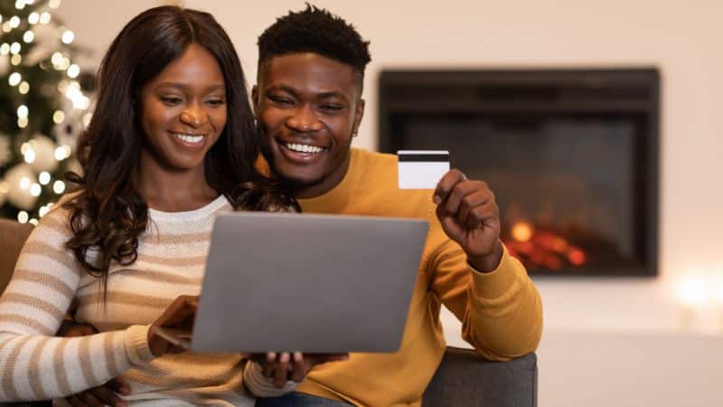 You can now comfortably order weed online and have that dispo pen shipped right to your door. 