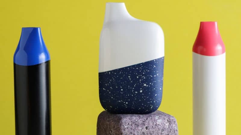 The disposable weed pen is often pre-filled with weed oil or concentrates, sometimes boosted with different terpenes for enhanced flavour.