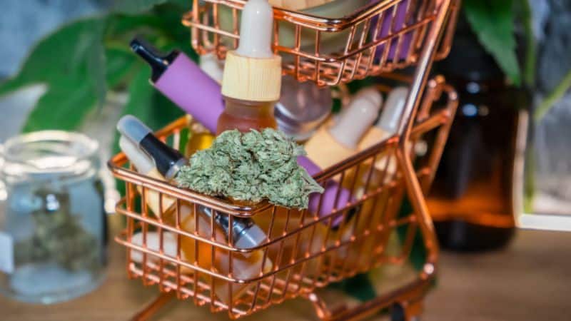 A good online dispensary in Canada should carry a wide range of strains, edibles, concentrates, and more.