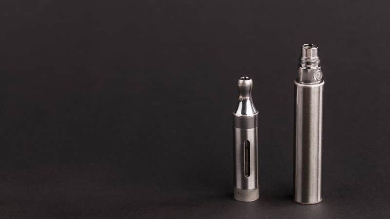 A vape pen battery is typically designed for less viscous and thinner liquids, such as distillate oils. It’s designed for low-viscosity, low-voltage scenarios, ideal for puffing on fruit-flavoured clouds in every sesh. A dab pen battery, on the other hand, is designed to handle gooey, thick, high-potency concentrates and extracts such as shatter, live resin, and wax