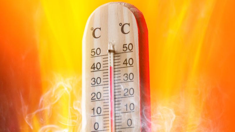 Extreme temperatures are one of the worst things for batteries. You can go as far as saying that it’s a battery killer. Keep the entire dab pen body away from excessive heat and moisture.